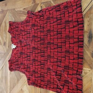 Le Pleat ladies sleeves top